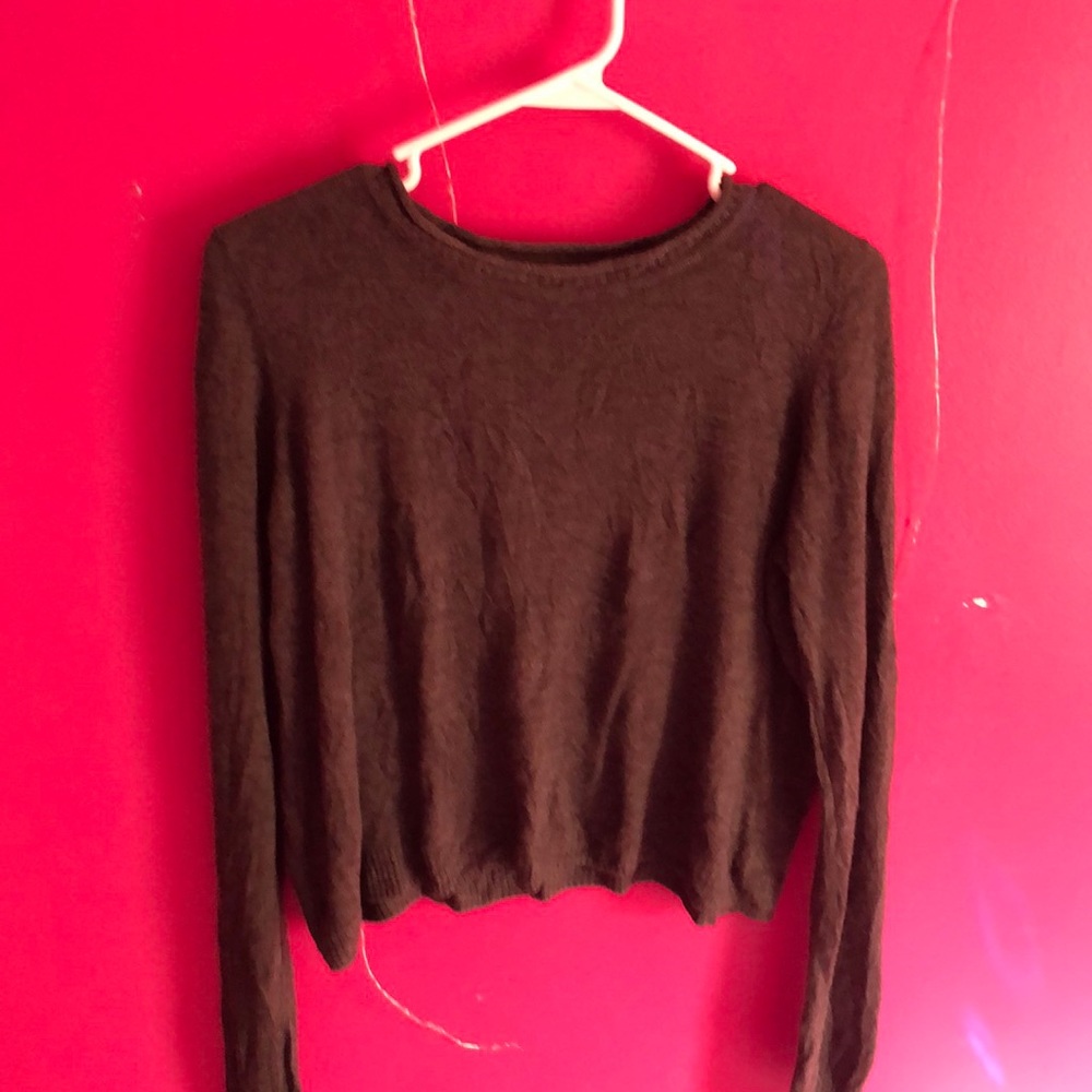 A long sleeve Black kinda gray t-shirt